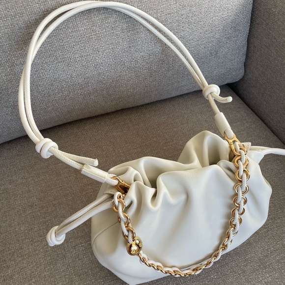 Soft Leather Pouch Bag Medium - Milkshake - Picture 13 of 14